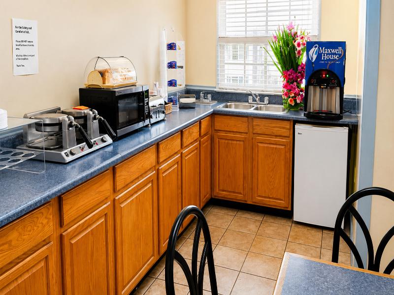 Captain John Smith Inn Williamsburg image