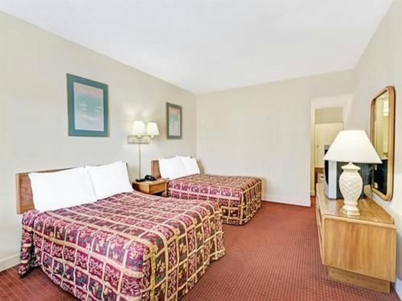 Captain John Smith Inn Williamsburg image