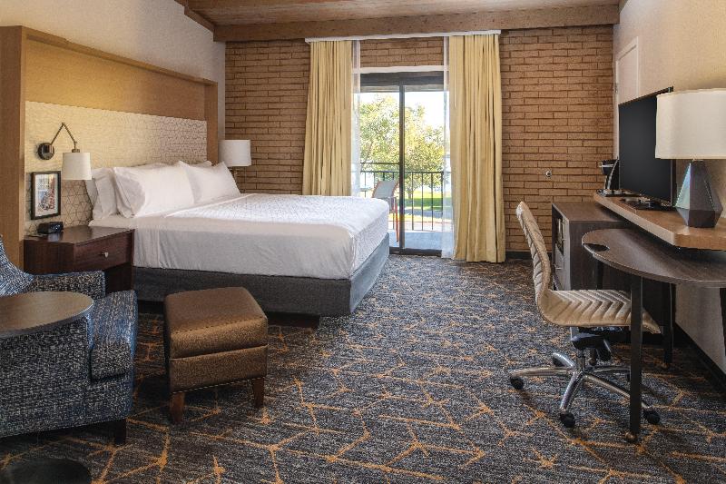 Holiday Inn Richland On The River By IHG image