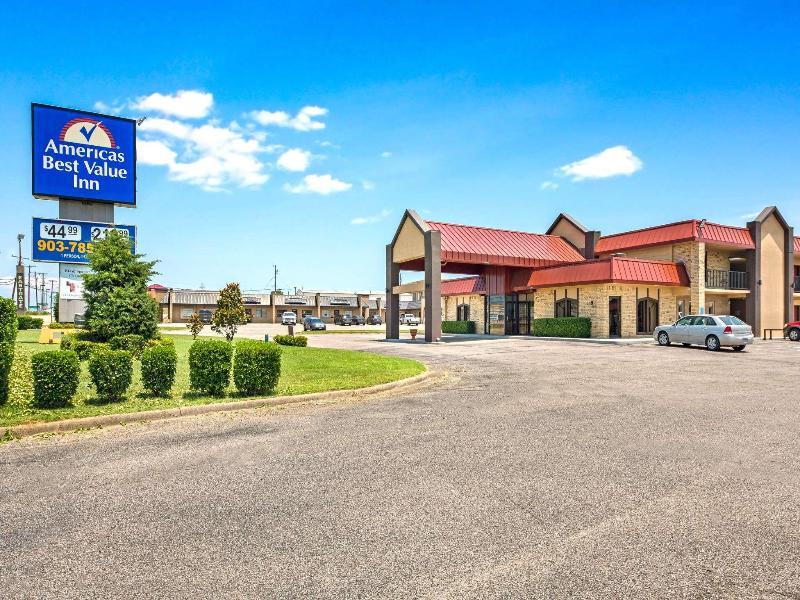 Americas Best Value Inn Paris image