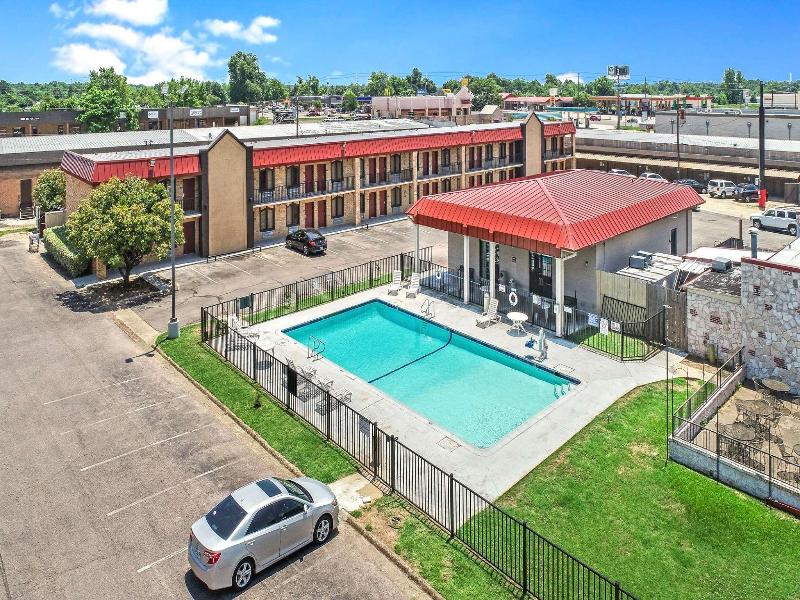 Americas Best Value Inn Paris image