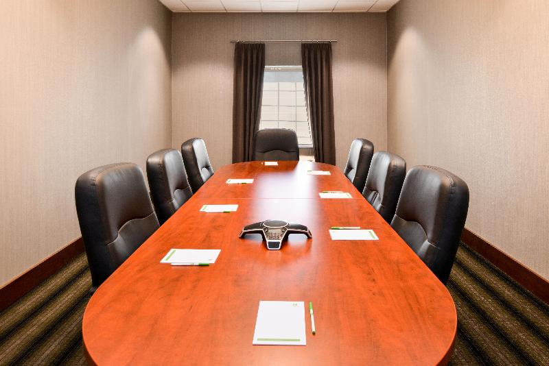 Holiday Inn Poplar Bluff image