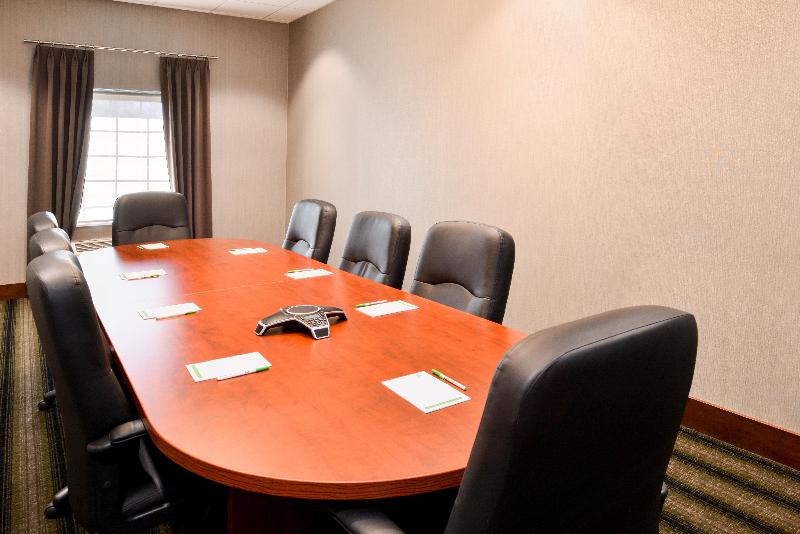 Holiday Inn Poplar Bluff image