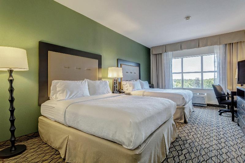 Holiday Inn Poplar Bluff image