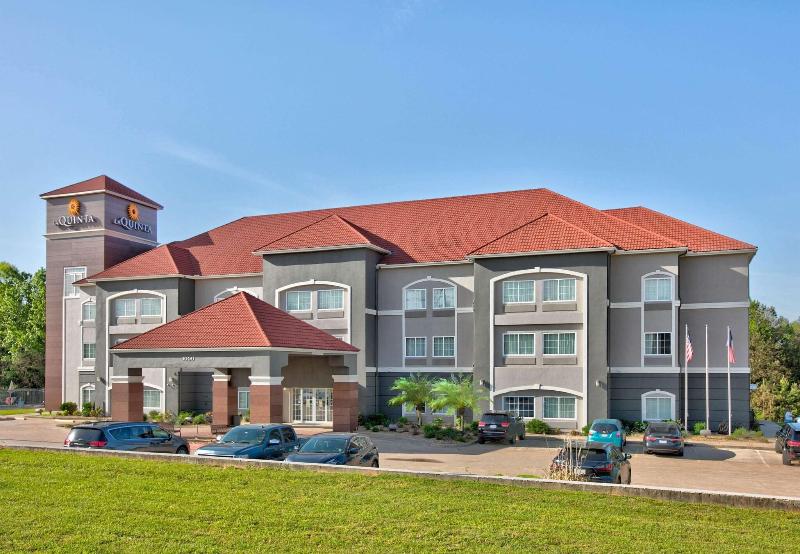 La Quinta Inn & Suites Palestine image