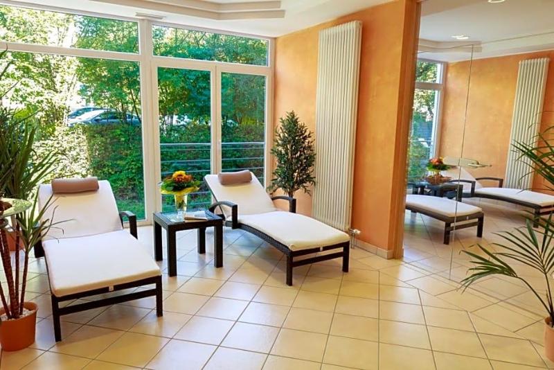 Kurhotel Sonnenhof image