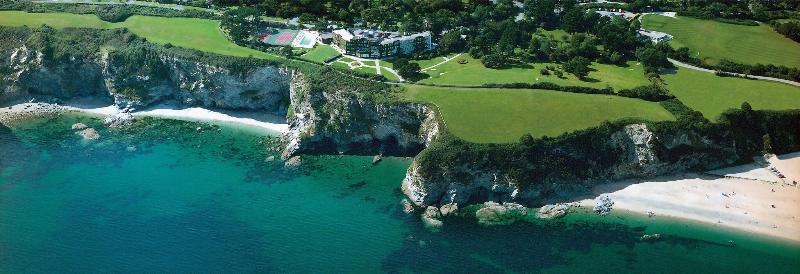 The Carlyon Bay