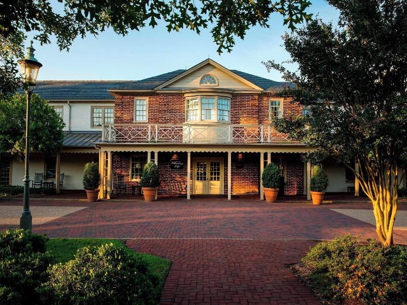 Williamsburg Lodge, Autograph Collection image