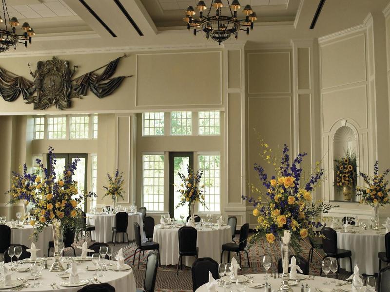 Williamsburg Lodge, Autograph Collection image