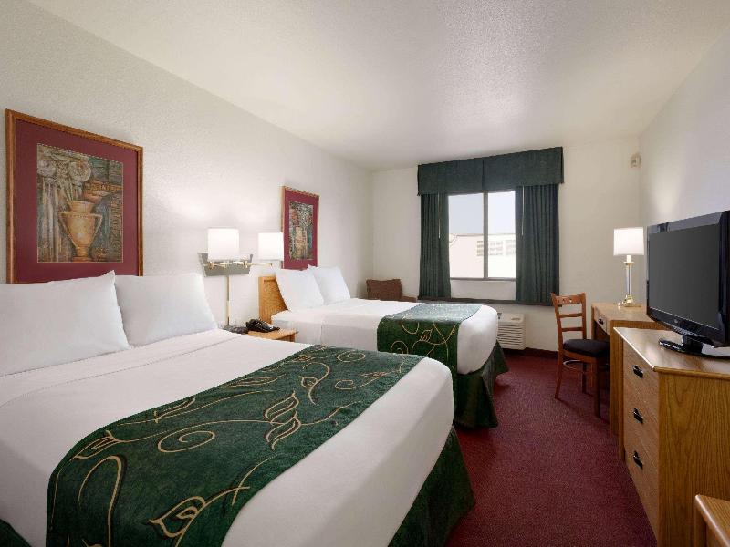 Travelodge By Wyndham Hermiston image