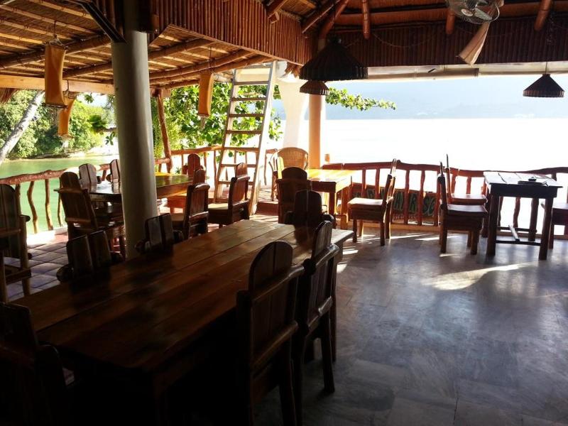 Dolphin Bay Beachfront Resort image