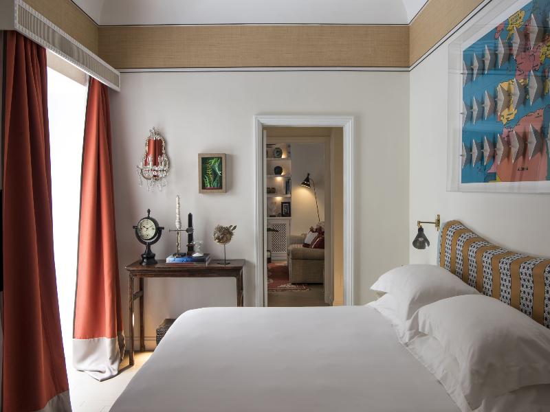 Capri Tiberio Palace image