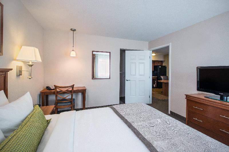 Candlewood Suites Pittsburgh-Cranberry photo 14
