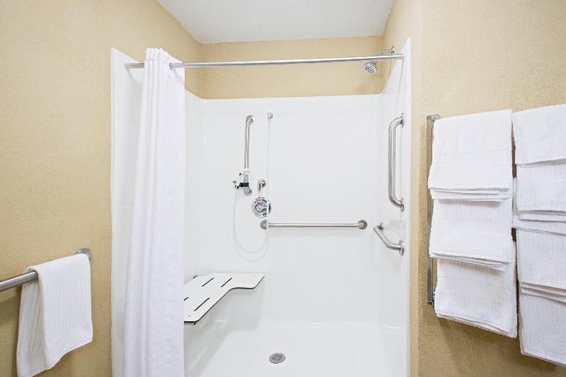 Candlewood Suites Pittsburgh-Cranberry photo 15