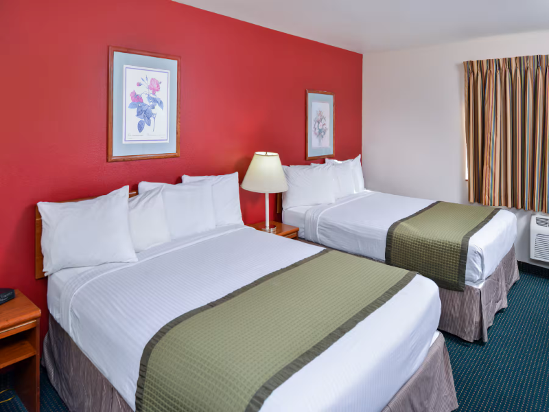 Travelodge Suites By Wyndham Newberg image
