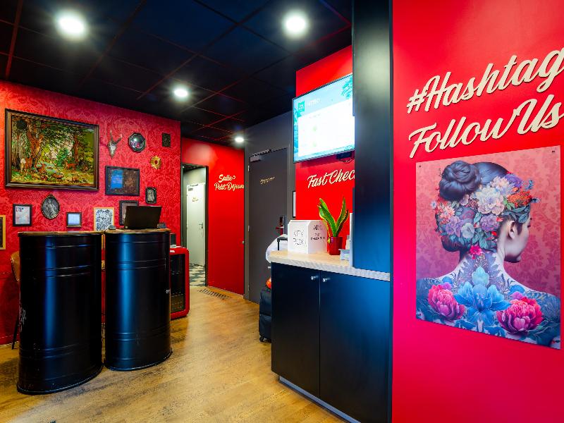 Ibis Styles Paris Gare De L'Est Magenta image