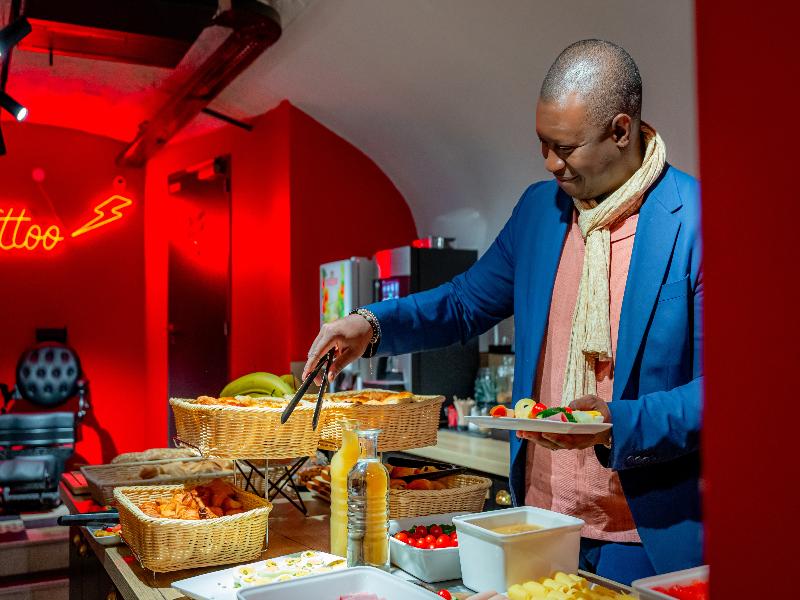 Ibis Styles Paris Gare De L'Est Magenta image
