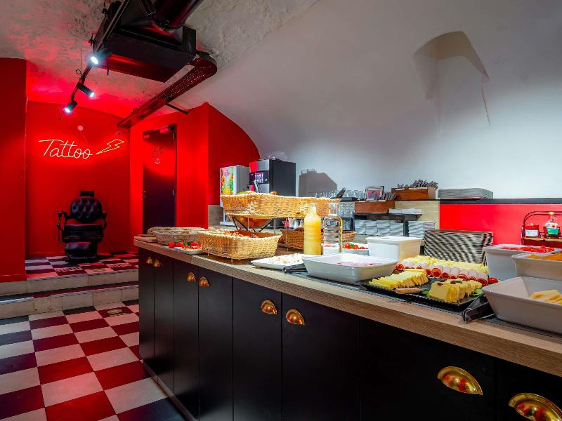 Ibis Styles Paris Gare De L'Est Magenta image