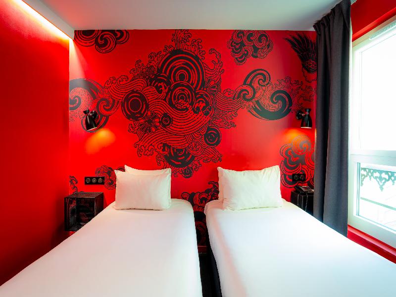 Ibis Styles Paris Gare De L'Est Magenta image
