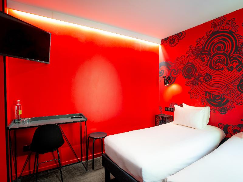 Ibis Styles Paris Gare De L'Est Magenta image