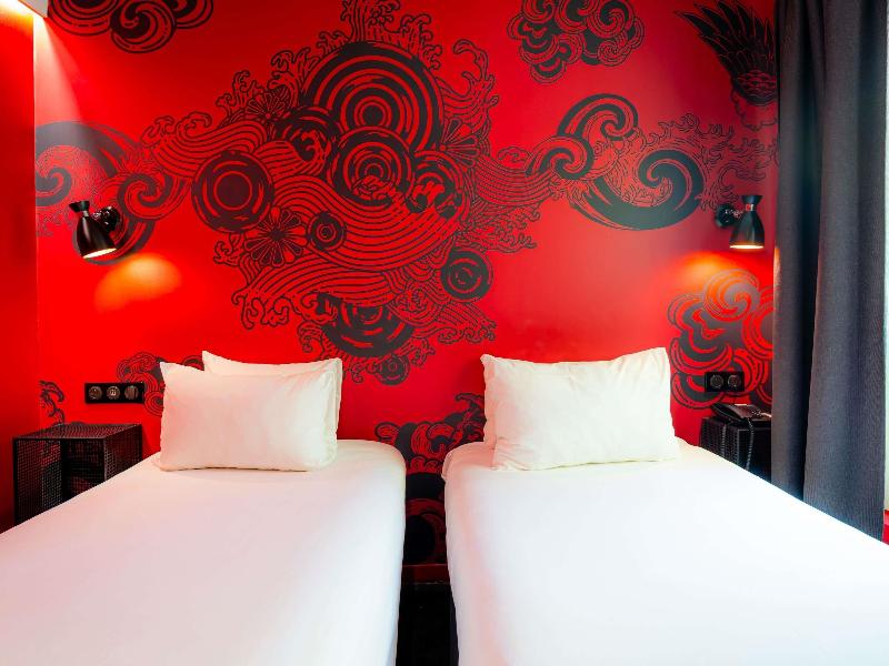 Ibis Styles Paris Gare De L'Est Magenta image