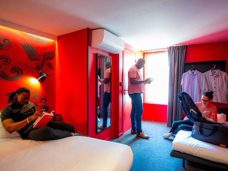Ibis Styles Paris Gare De L'Est Magenta image