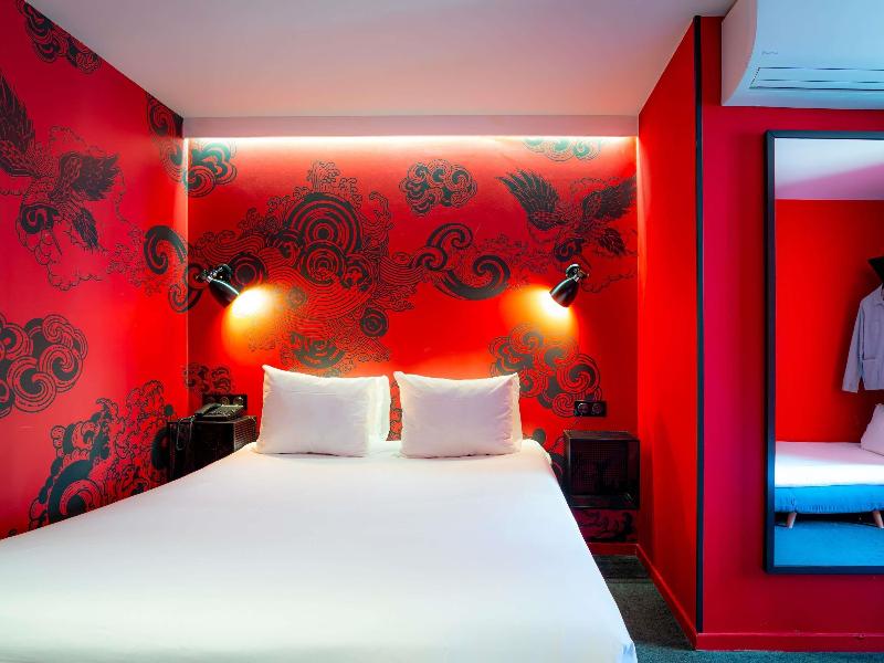 Ibis Styles Paris Gare De L'Est Magenta image