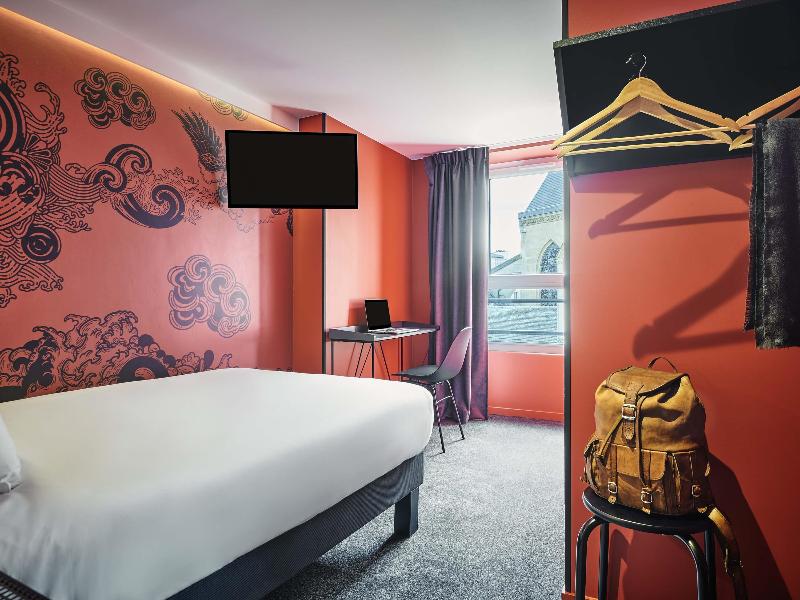 Ibis Styles Paris Gare De L'Est Magenta image