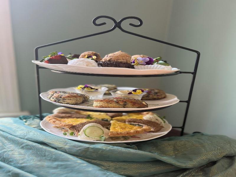 Colonial Gardens Bed & Breakfast