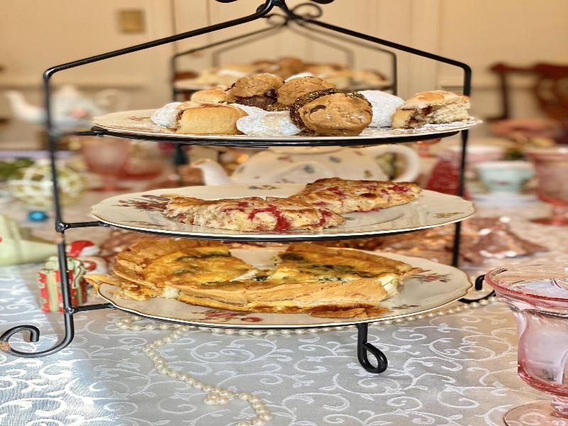 Colonial Gardens Bed & Breakfast