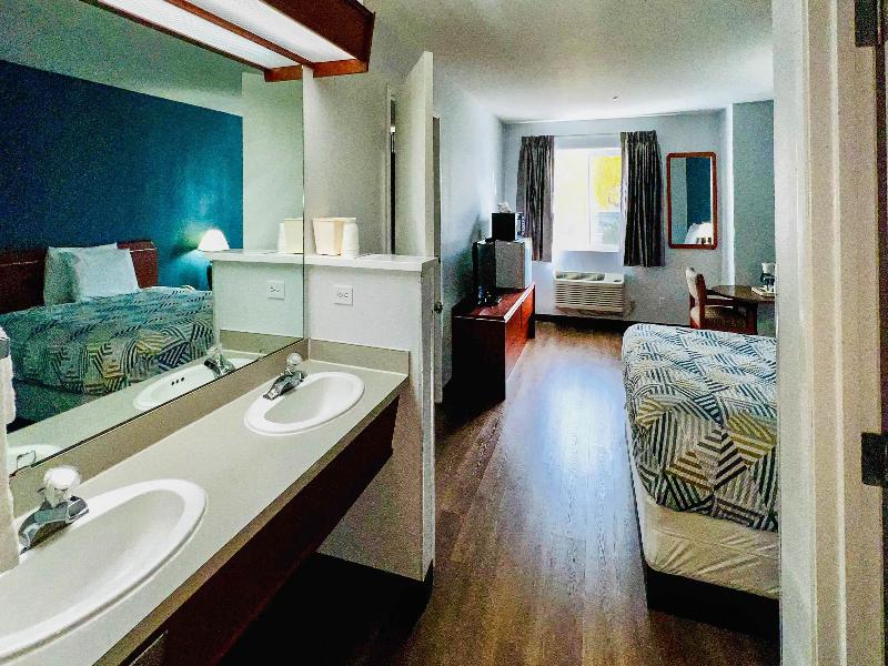 Hospitality Inn image