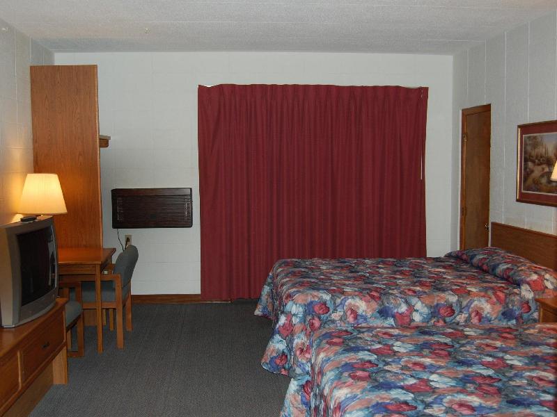 Wrangler Inn Mobridge image