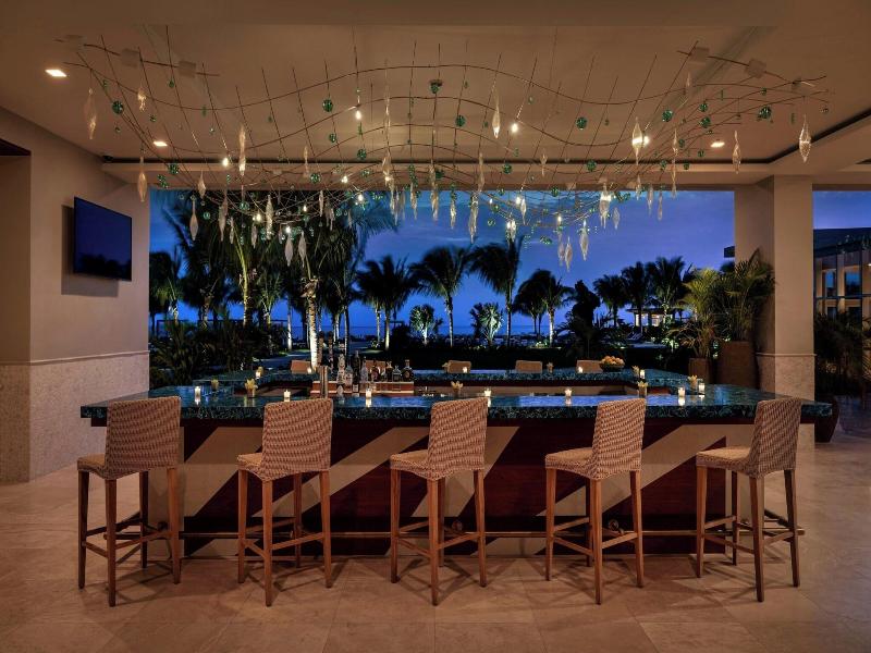 Grace Bay Suites image