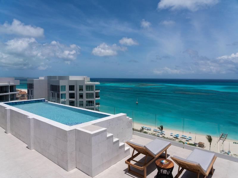Grace Bay Suites image