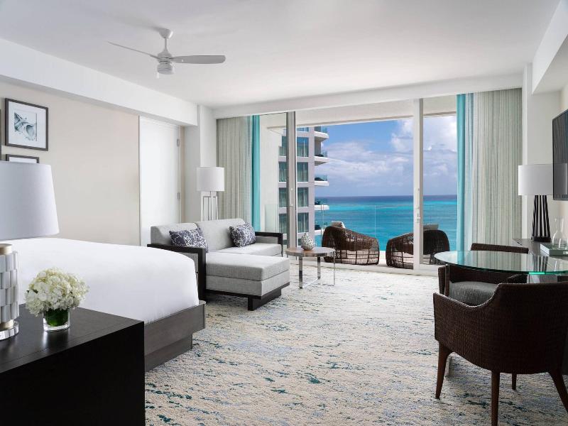 Grace Bay Suites image