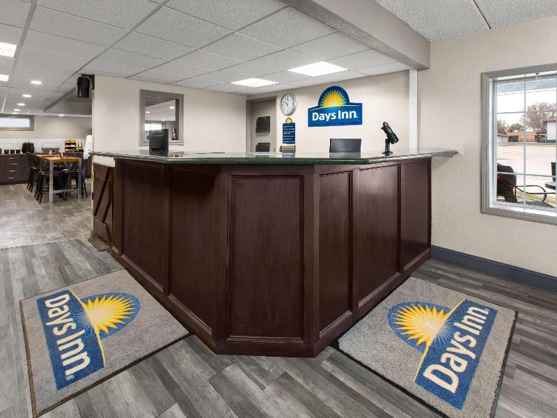 Days Inn By Wyndham Pierre image