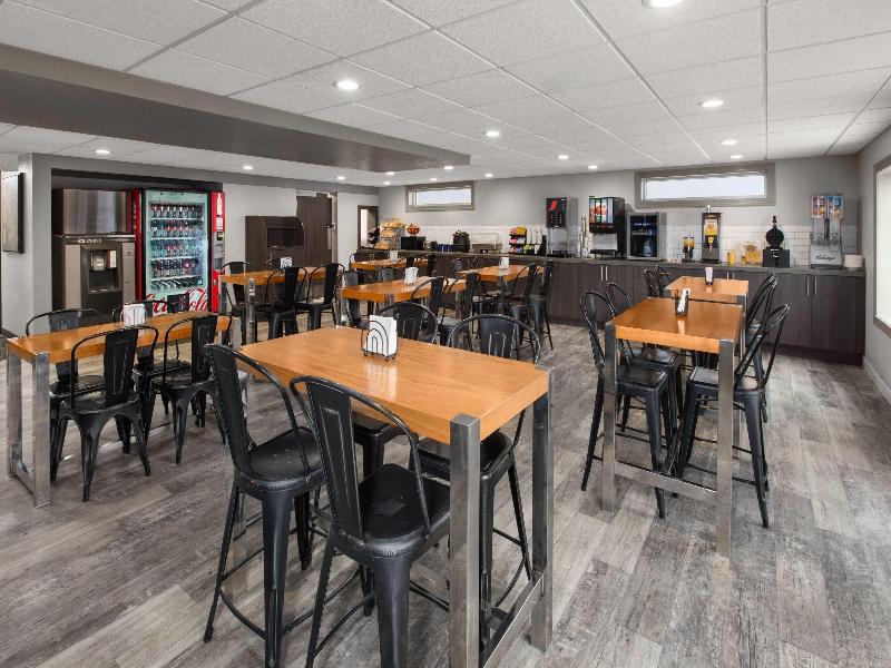 Days Inn By Wyndham Pierre image