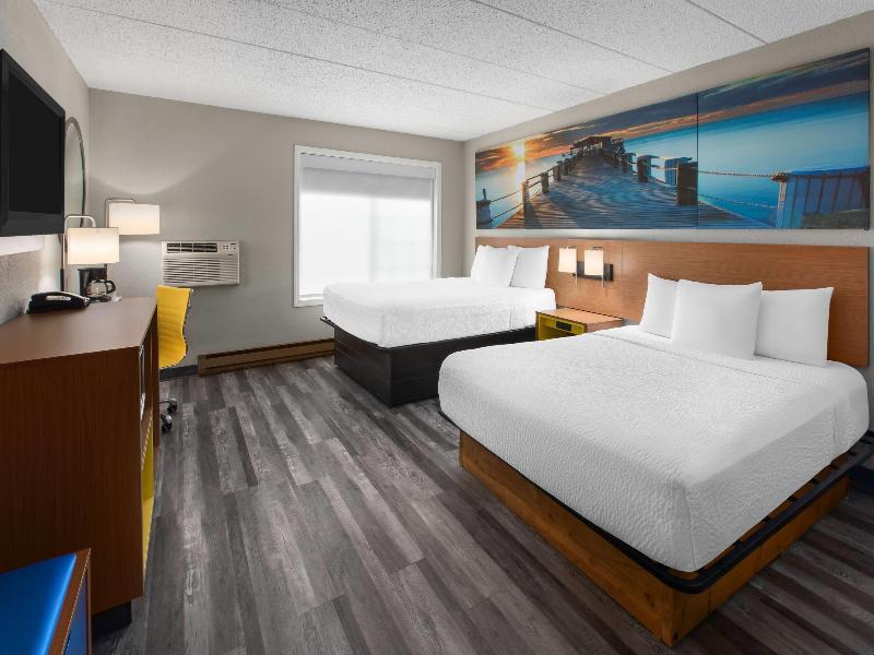 Days Inn By Wyndham Pierre image