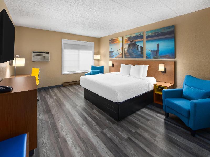 Days Inn By Wyndham Pierre image
