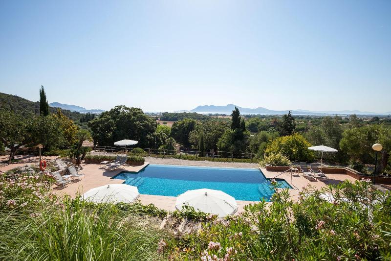 Finca Llenaire image