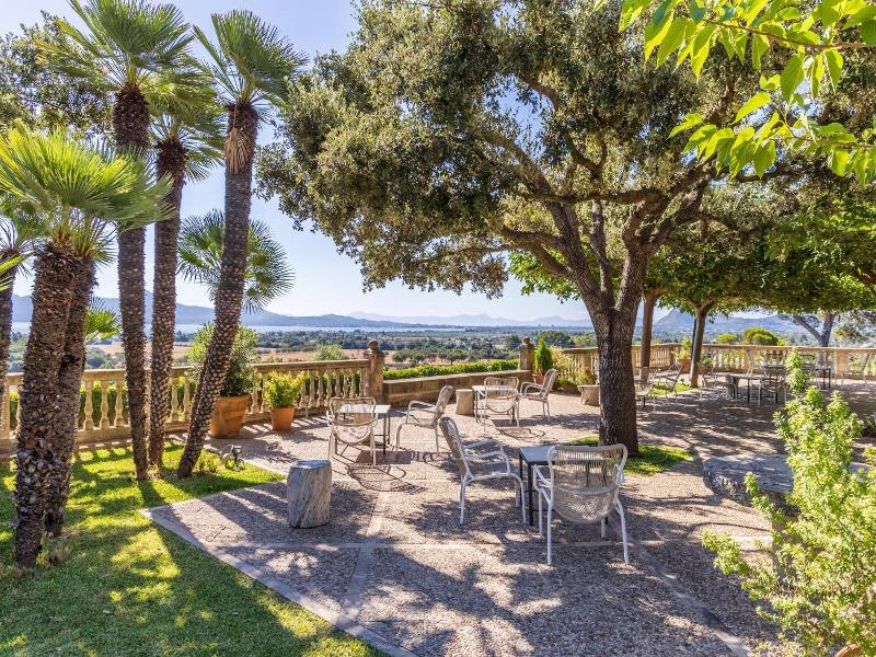 Finca Llenaire image