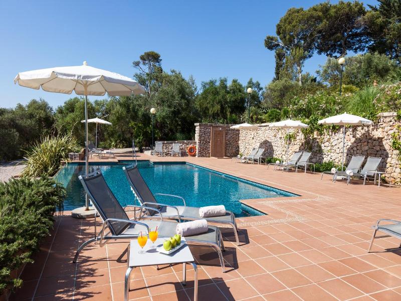 Finca Llenaire image