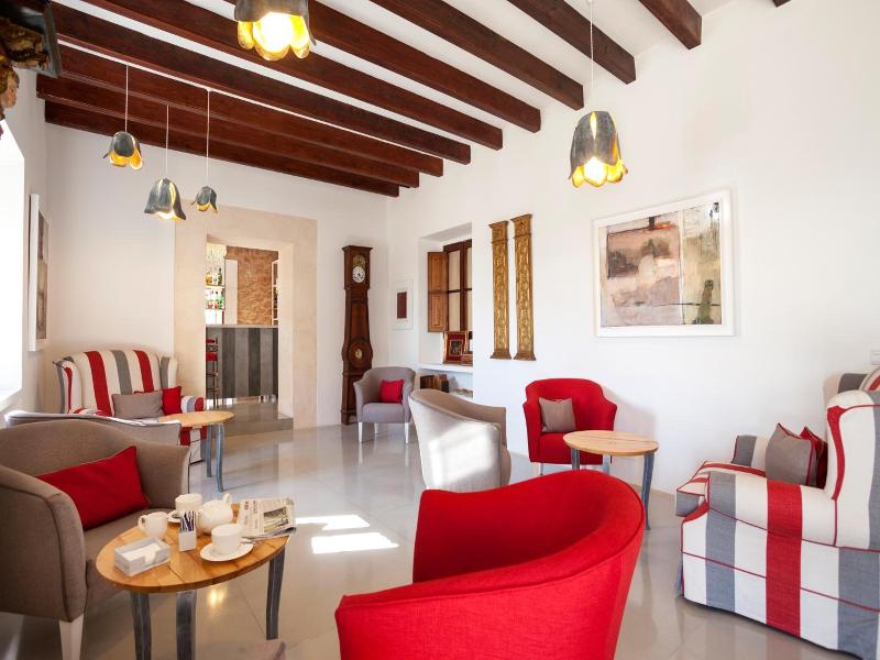 Finca Llenaire image