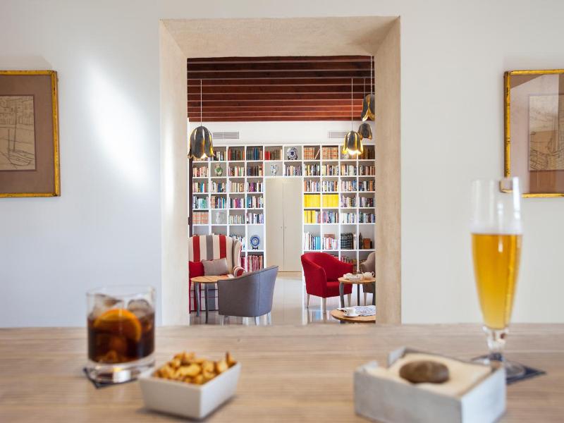 Finca Llenaire image