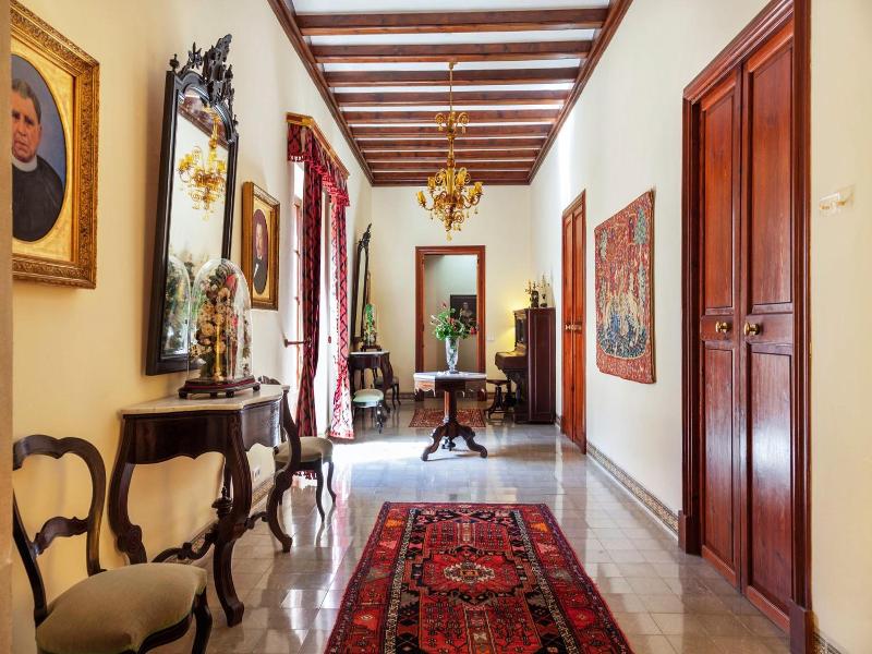Finca Llenaire image