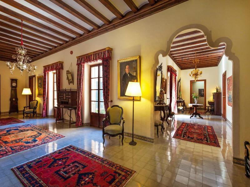 Finca Llenaire image
