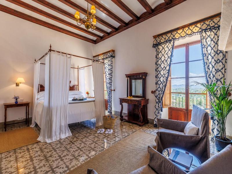 Finca Llenaire image