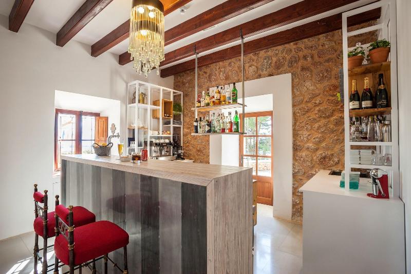 Finca Llenaire image