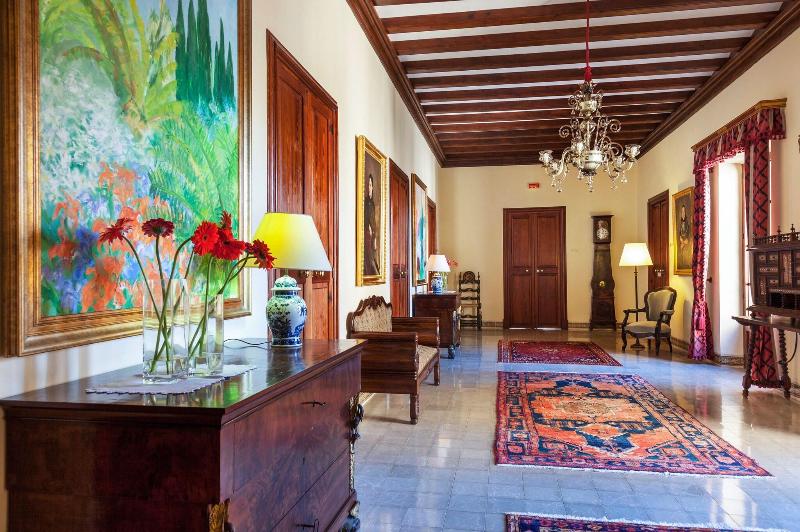 Finca Llenaire image