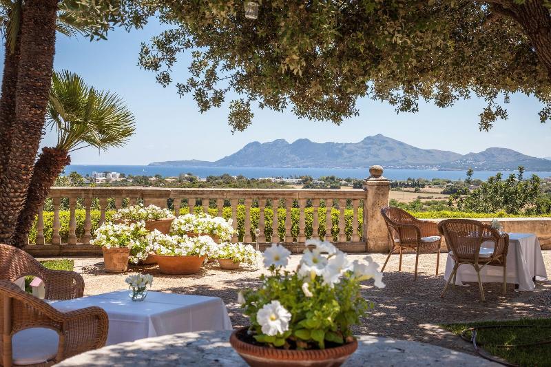 Finca Llenaire image